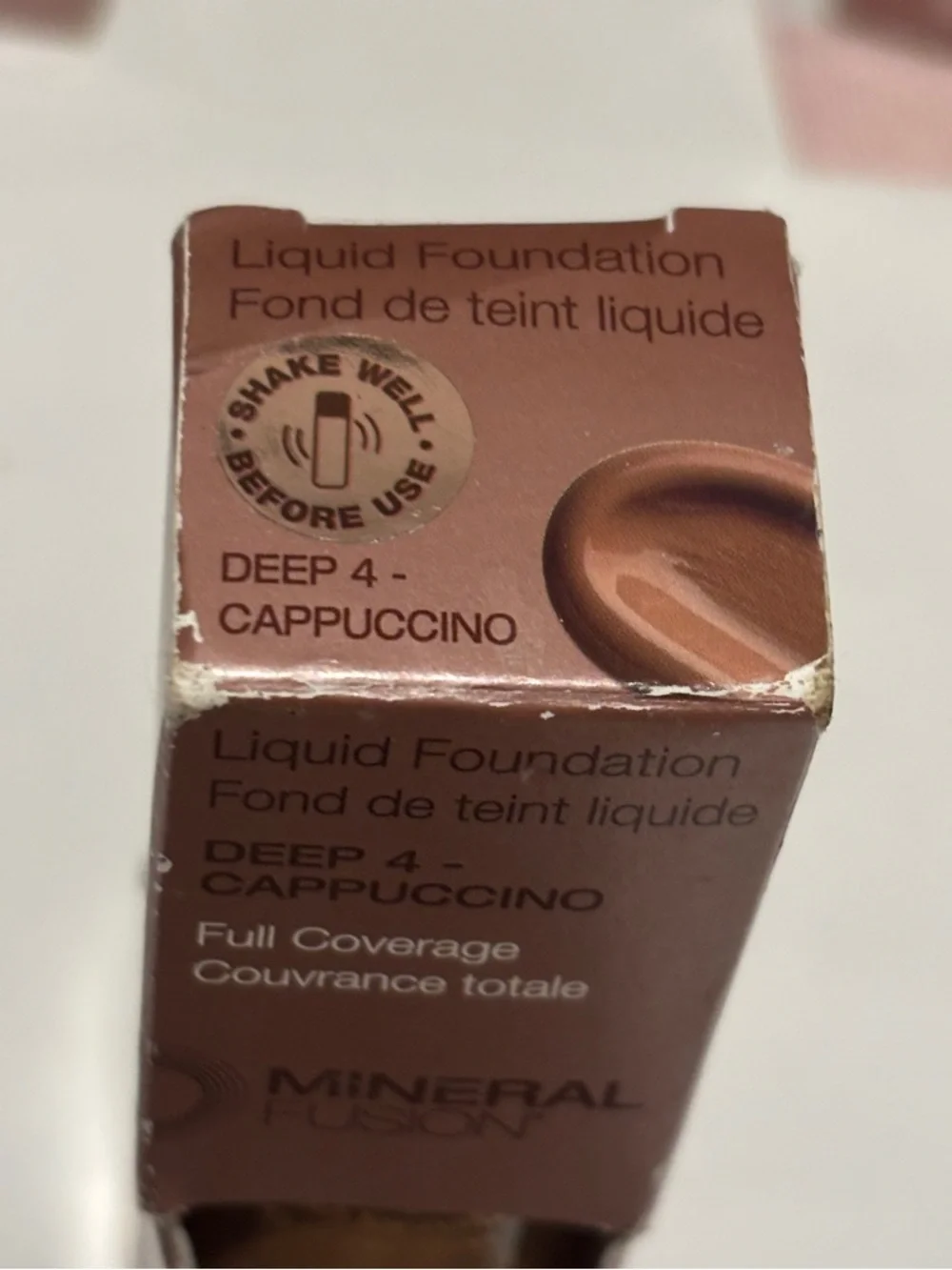 Mineral Fusion Liquid Foundation in Deep 4 Cappuccino Brown 30 ml